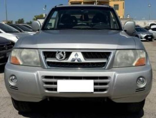 usato MITSUBISHI Pajero