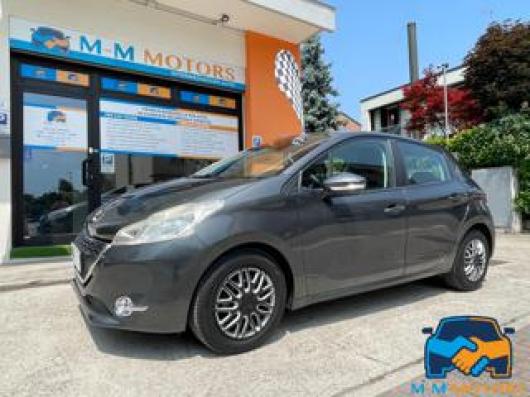 usato PEUGEOT 208
