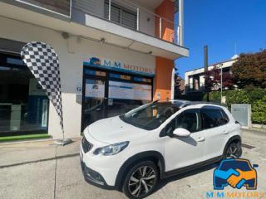 usato PEUGEOT 2008