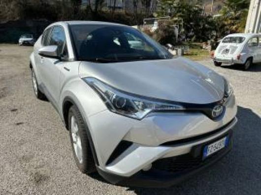 usato TOYOTA C HR
