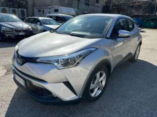 usato TOYOTA C HR