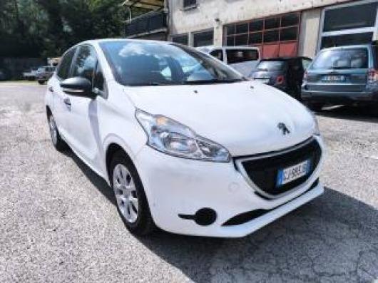 usato PEUGEOT 208