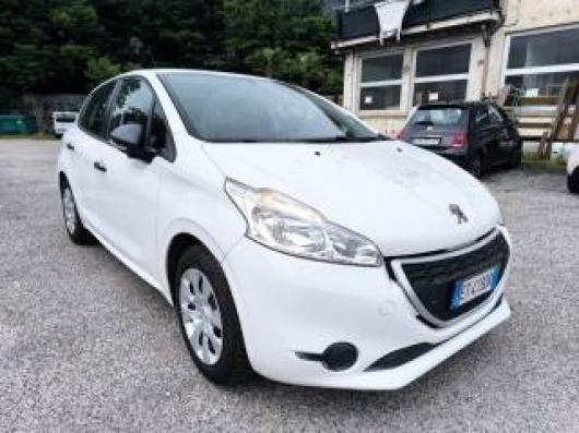 usato PEUGEOT 208