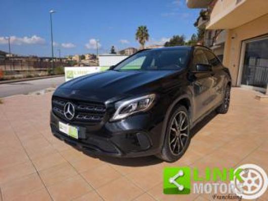 usato MERCEDES GLA 200