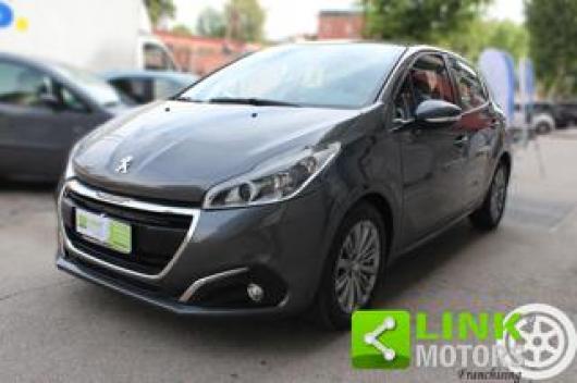 usato PEUGEOT 208