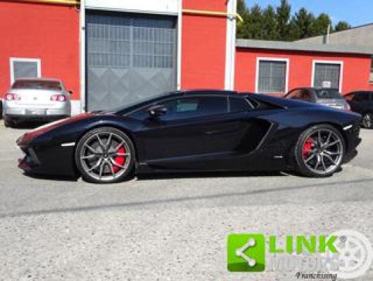 usato LAMBORGHINI Aventador