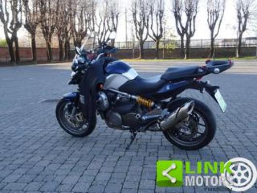 usato APRILIA Mana 850