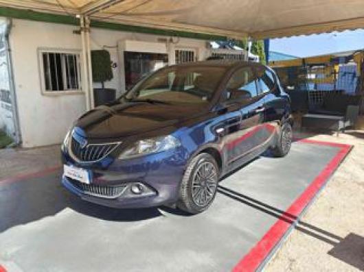 usato LANCIA Ypsilon
