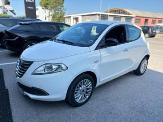 usato LANCIA Ypsilon