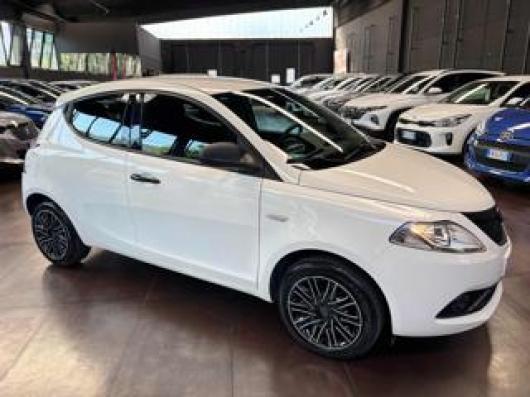 usato LANCIA Ypsilon