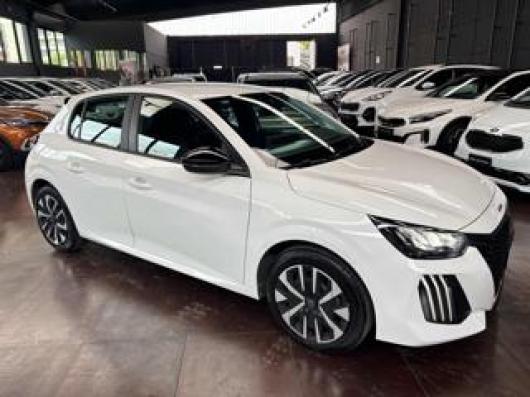 usato PEUGEOT 208