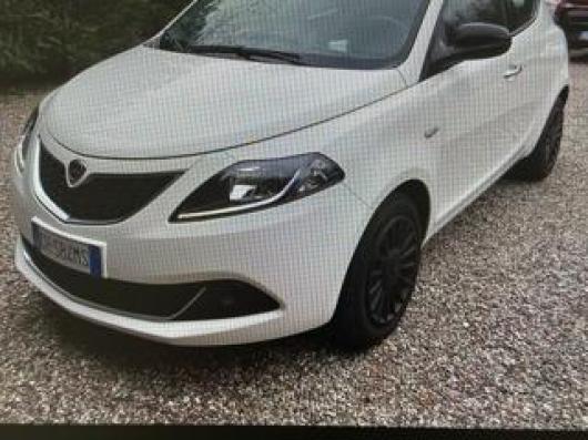 usato LANCIA Ypsilon
