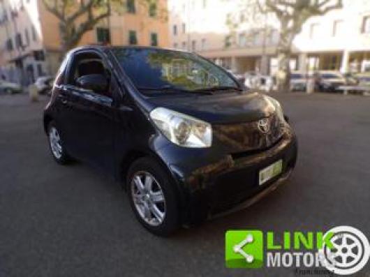 usato TOYOTA iQ