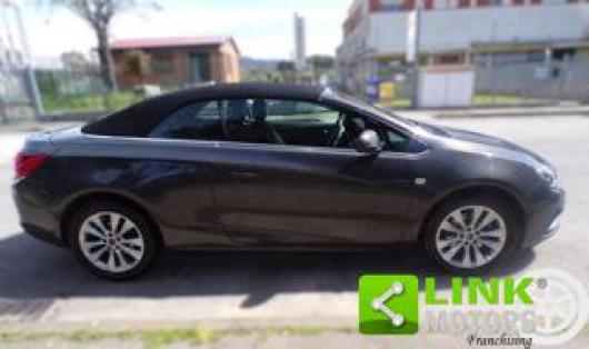 usato OPEL Cascada