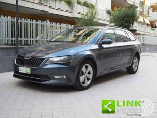 usato SKODA Superb