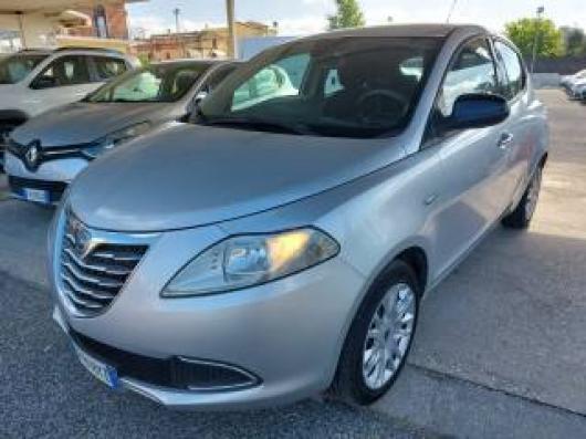 usato LANCIA Ypsilon