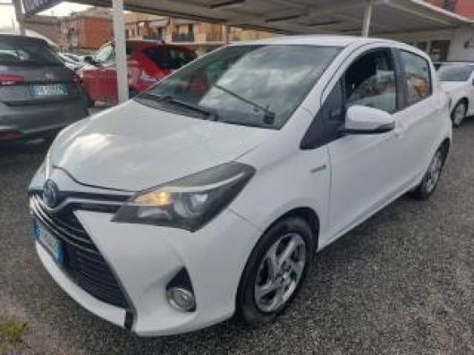 usato TOYOTA Yaris