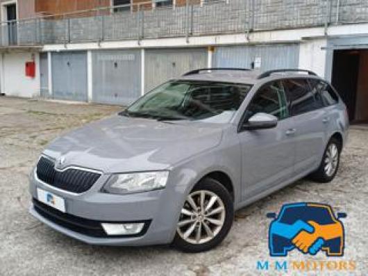 usato SKODA Octavia