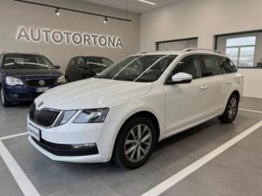 usato SKODA Octavia