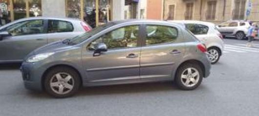 usato PEUGEOT 207