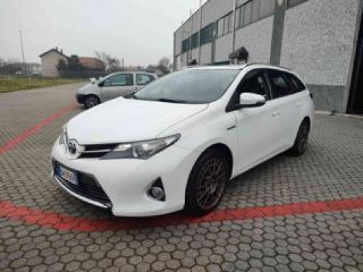 usato TOYOTA Auris Touring Sports