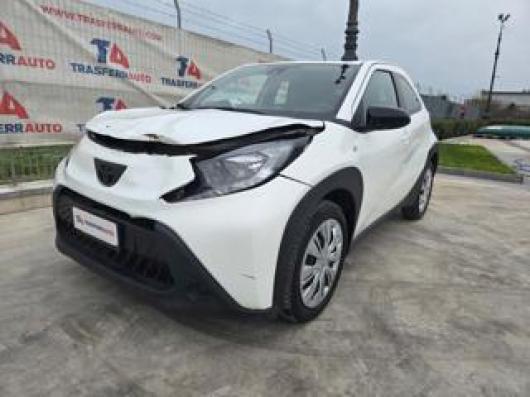 usato TOYOTA Aygo X