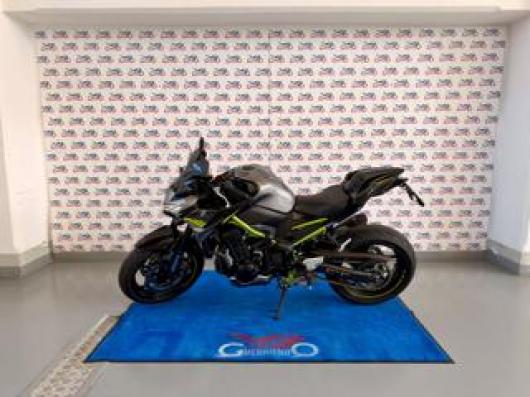 Z 900