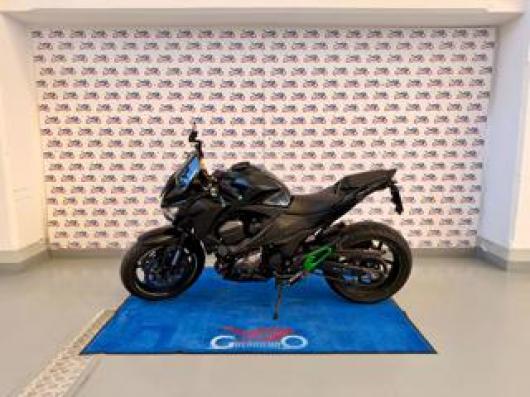 Z 800