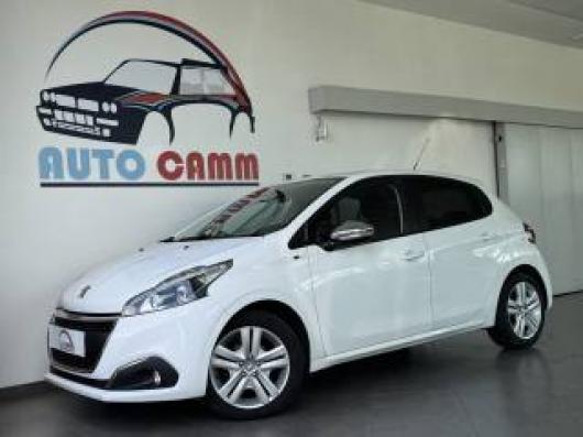 usato PEUGEOT 208