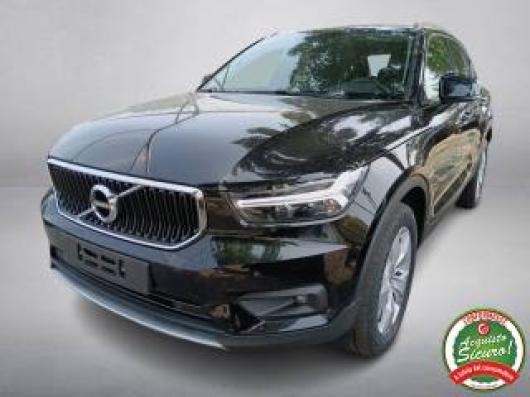 usato VOLVO XC40