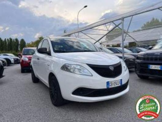 usato LANCIA Ypsilon