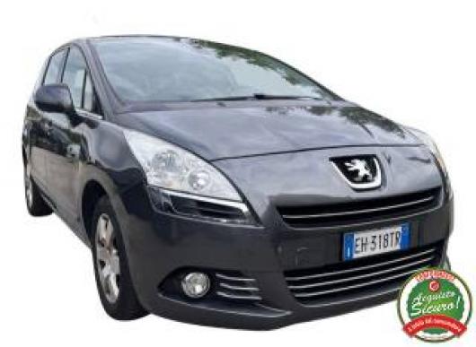 usato PEUGEOT 5008