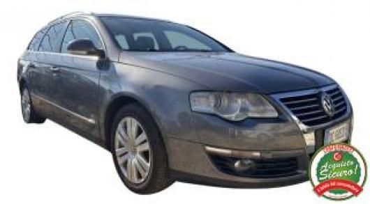 usato VOLKSWAGEN Passat