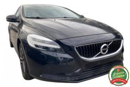 V40