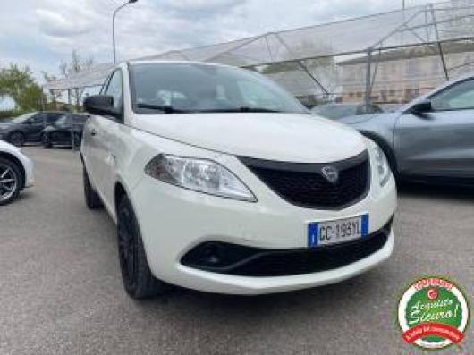 usato LANCIA Ypsilon