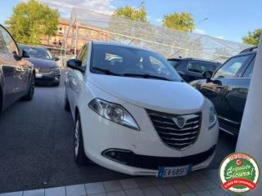 usato LANCIA Ypsilon