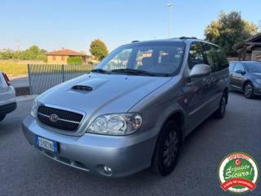 usato KIA Carnival