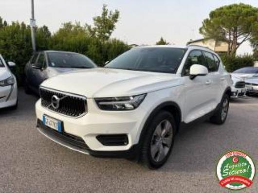 usato VOLVO XC40