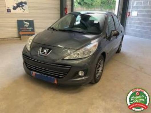 usato PEUGEOT 207