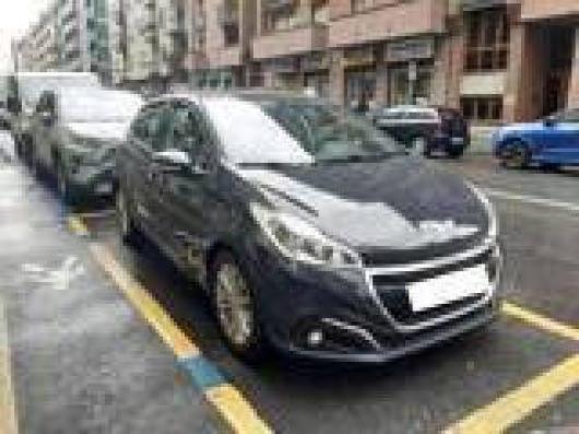 usato PEUGEOT 208