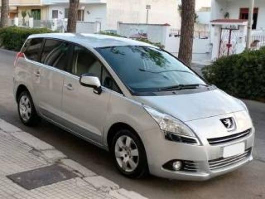 usato PEUGEOT 5008