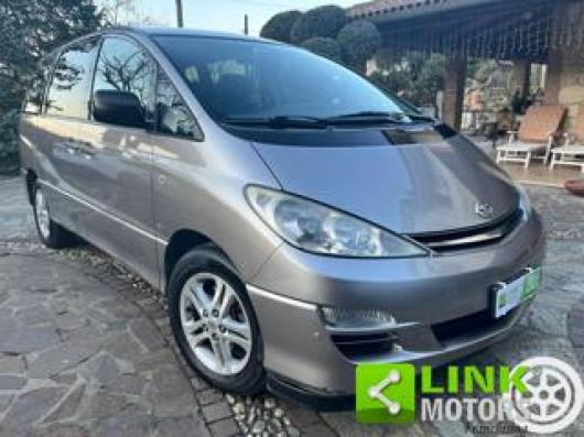 usato TOYOTA Previa