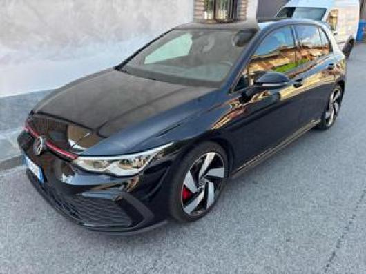 usato VOLKSWAGEN Golf