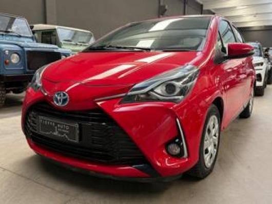 usato TOYOTA Yaris