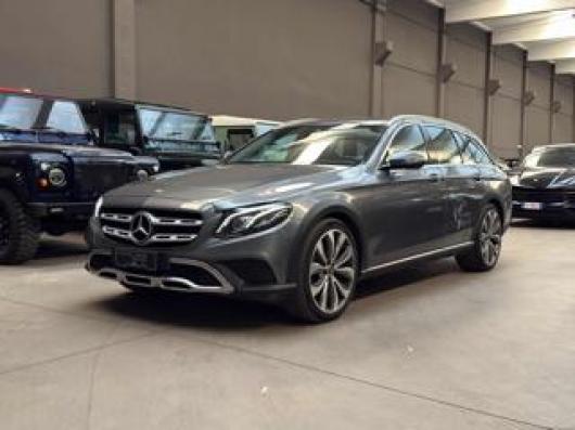 usato MERCEDES E 220