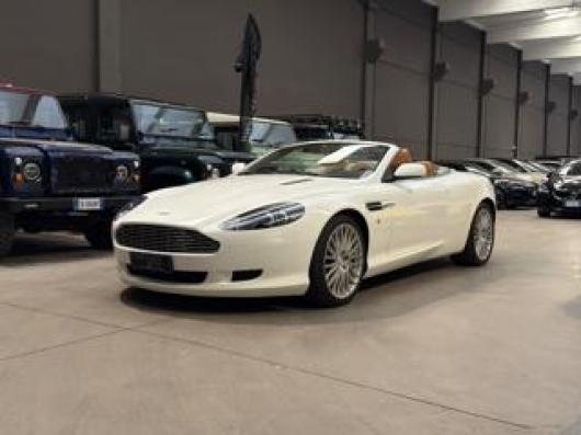 DB9