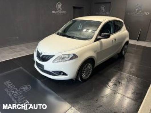 usato LANCIA Ypsilon