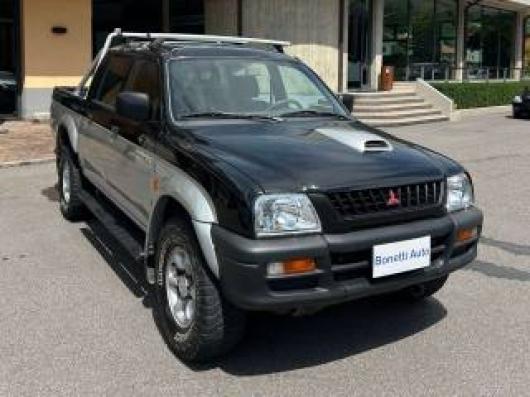 usato MITSUBISHI L200
