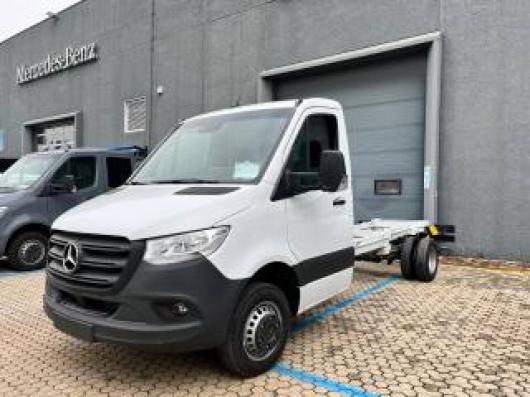 nuovo MERCEDES Sprinter