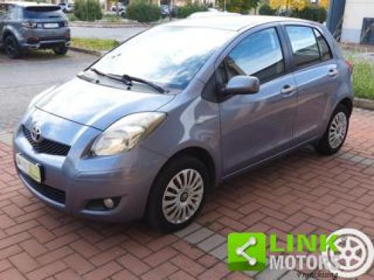 usato TOYOTA Yaris